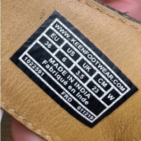 Keen Women's Silver Slide Birch Leather Sandals/Shoes Size6 SKU 5570 - Picture 5 of 6